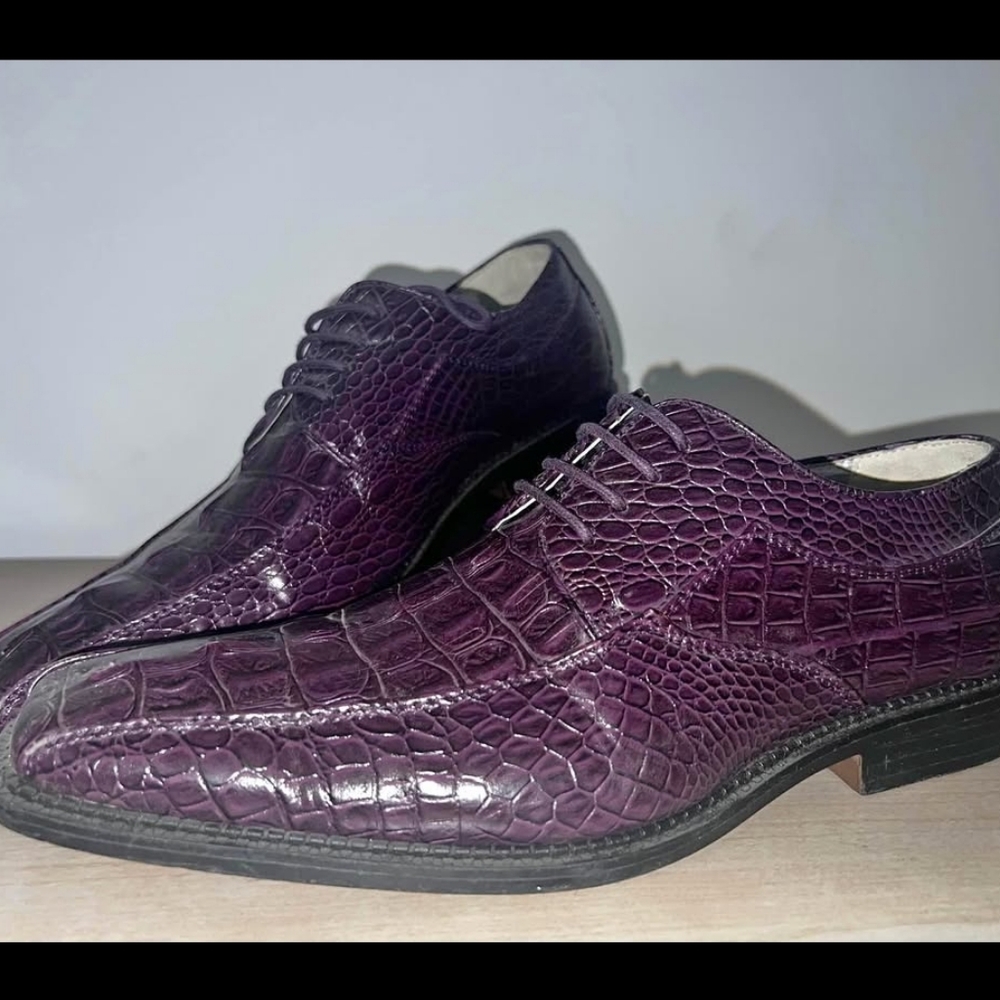 Men's Bolano dress shoes, dark purple color size 10.5